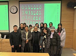 テーマ：数学的イメージとアート